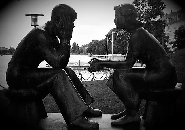 Σχέσεις: Γιατί δεν μπορεί να με καταλάβει;