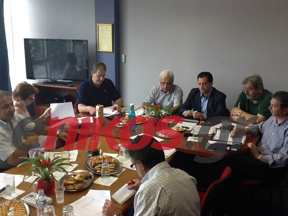 Ο Άδωνις στους φυσικοθεραπευτές