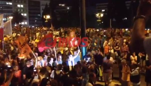 ΒΙΝΤΕΟ-Ο Λαφαζάνης μαζί με τους διαδηλωτές