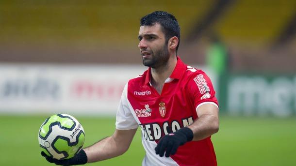 Στέλνουν Τζαβέλλα στο λιμάνι