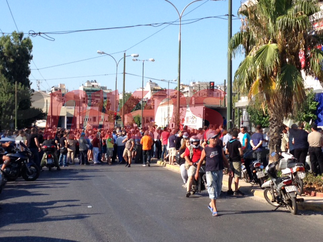 ΦΩΤΟ-Κλειστά και τα δύο ρεύματα στη Δεληγιώργη
