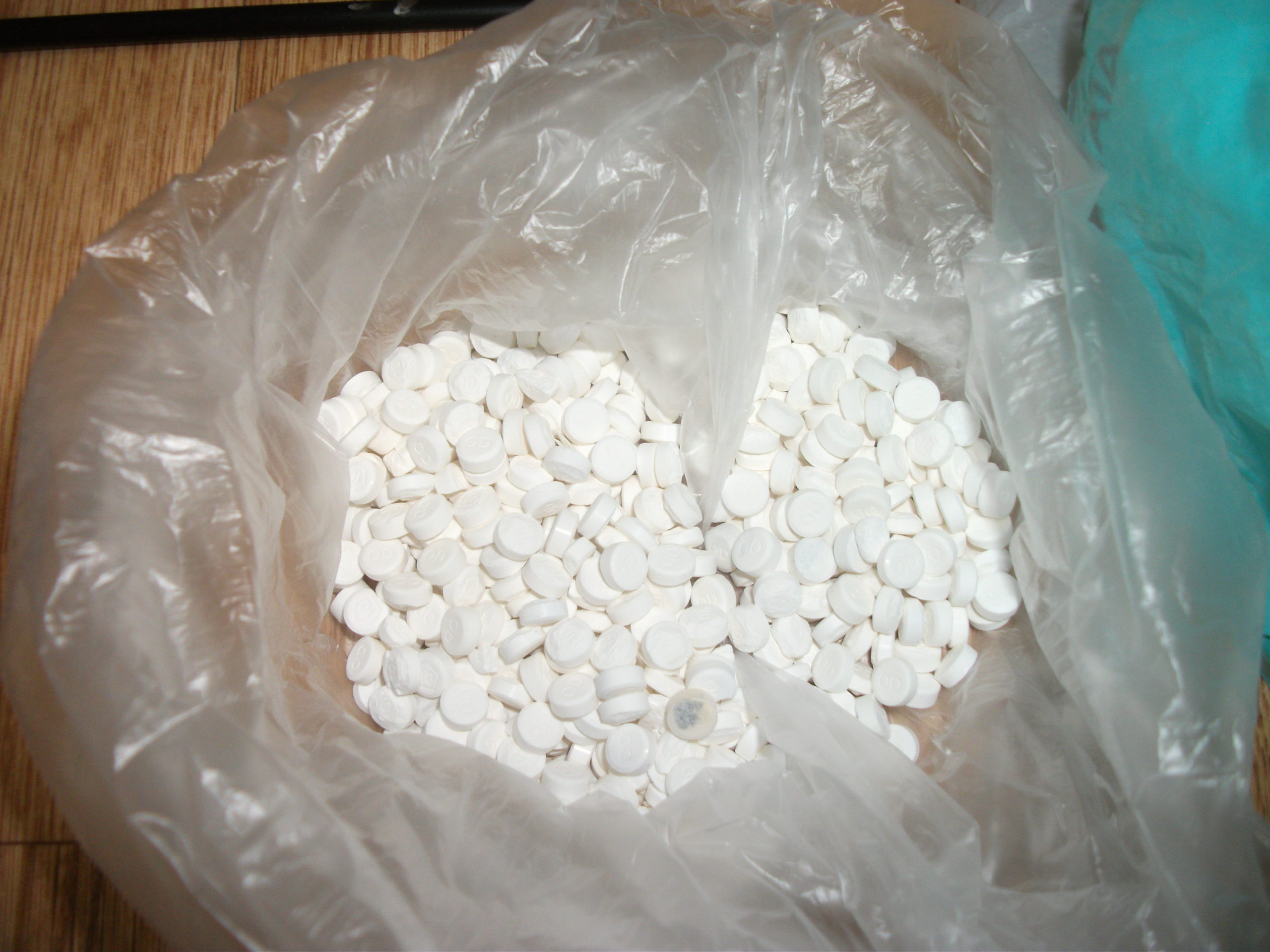 Ρόδα, τσάντα και ναρκωτικά