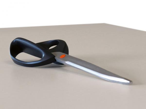 Το ψαλίδι που κόβει… ευθεία