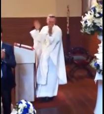 BINTEO-Tους πάντρεψε…χορεύοντας