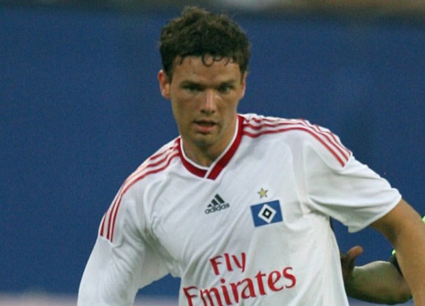 Μιλάει με Νταμπίζα ο Μπεργκ