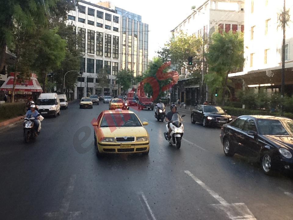 Κι όμως η Αθήνα δεν άδειασε…