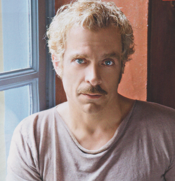 Μαρκουλάκης: Καλά έκανε ο Σάκης και έπαιξε το Διόνυσο