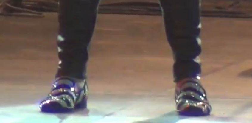 ΒΙΝΤΕΟ-Ο “Μαζώ” στη Μύκονο