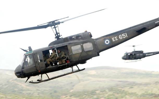 Αναγκαστική προσγείωση ελικοπτέρου που μετέφερε τον αρχηγό ΓΕΣ