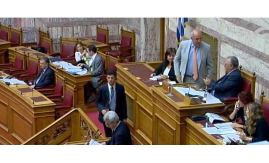 Μαίνεται η αντιπαράθεση