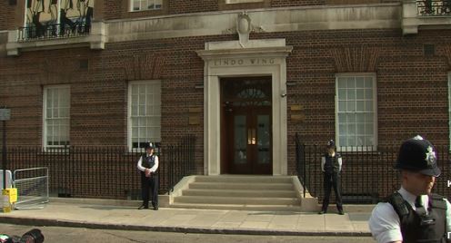 Φωτό- Χιλιάδες πολίτες στον δρόμο για την Middleton