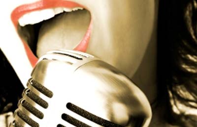 Σοκάρει η βιογραφία γνωστής τραγουδίστριας