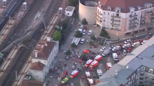 Έξι νεκροί στην τραγωδία του Παρισιού