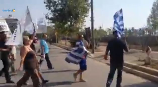 BINTEO-“Δεν φοβόμαστε κ….. Γερμανοί”