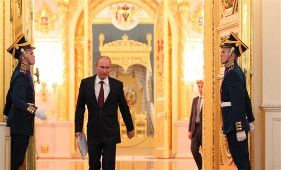 Πούτιν: Οι ΗΠΑ παγίδευσαν τον Σνόουντεν