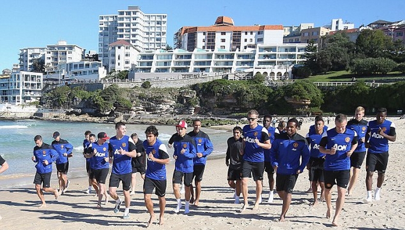 ΒΙΝΤΕΟ- Παιχνίδια… της Γιουνάιτεντ στην άμμο