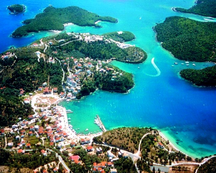 Κατάρρευση εσωτερικού τουρισμού