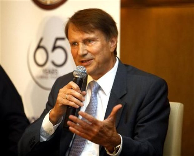 Υπέρ της διαμεσολάβησης ο Ράιχενμπαχ