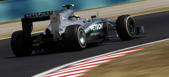 F1: O Lewis κατέκτησε την pole