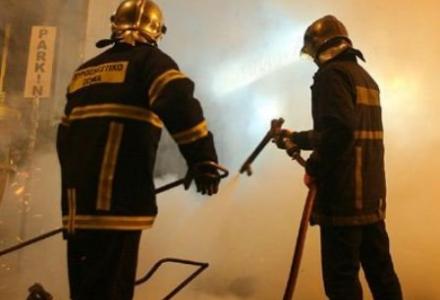 Τραυματίσθηκαν πυροσβέστες στο Λαύριο