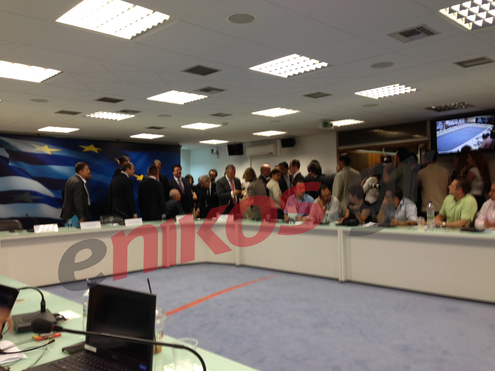 ΒΙΝΤΕΟ- Εύσημα και παραινέσεις από τον Σόιμπλε