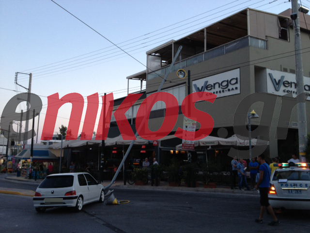 ΦΩΤΟ- Παραλίγο τραγωδία στο Περιστέρι