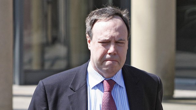 Πέταξαν τούβλο σε βουλευτή