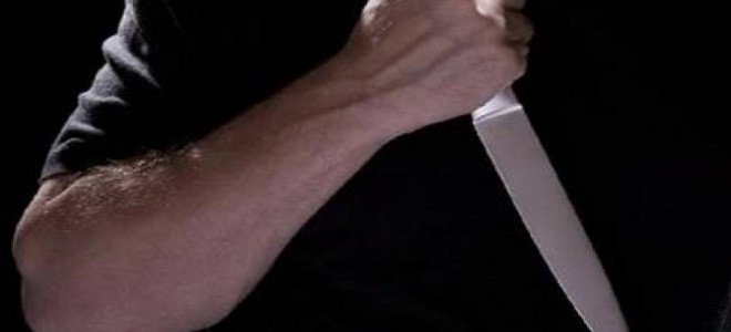 Μαχαίρωσε τον αδερφό του