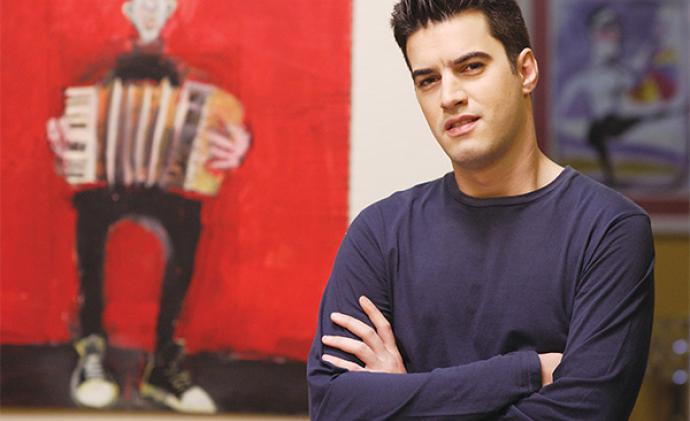 Τσιμιτσέλης: “48 σίριαλ ήταν υπερβολή αλλά…”