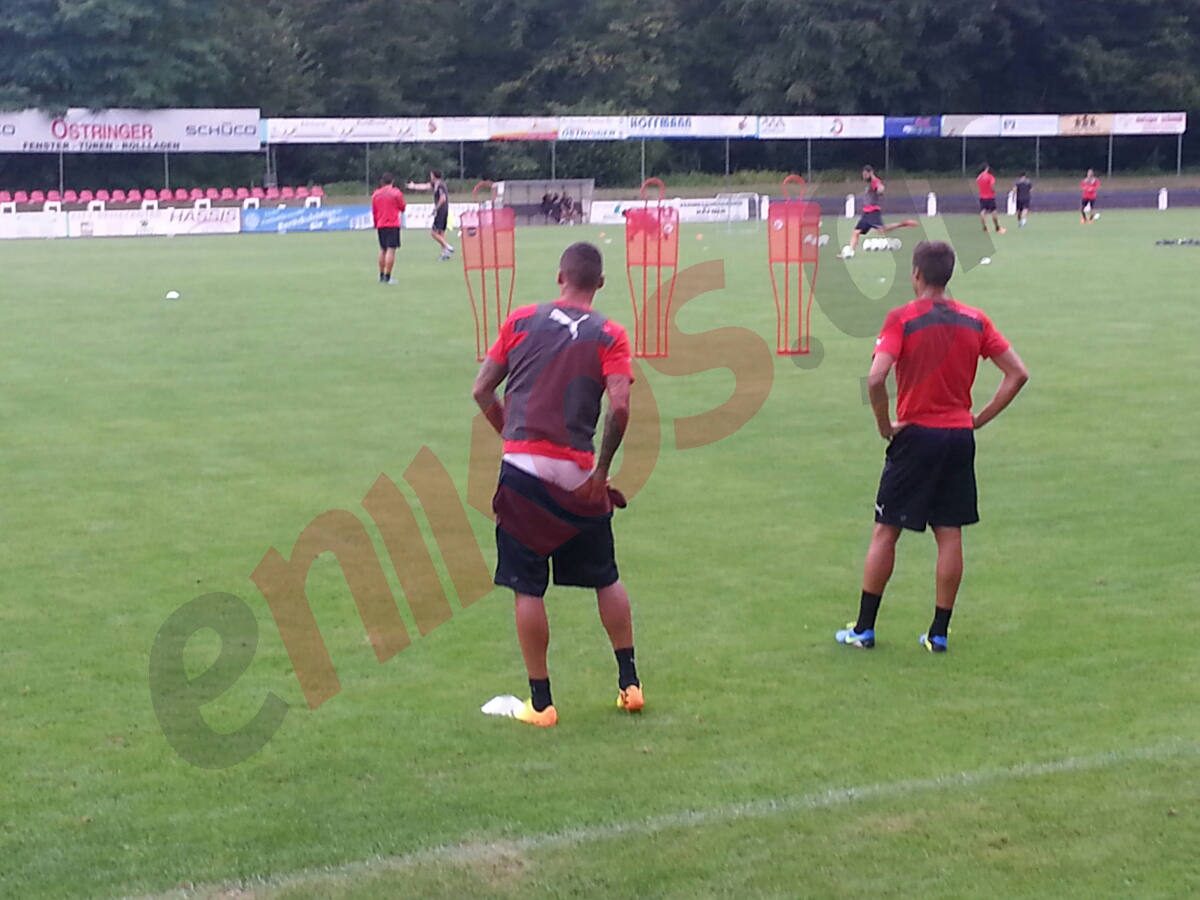 ΦΩΤΟ-O Θρύλος στη Γερμανία