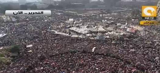 Κάιρο: Άρματα μάχης κατευθύνονται στην κρατική τηλεόραση