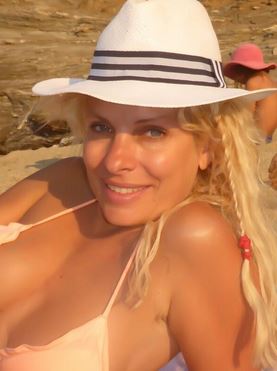 ΦΩΤΟ-Μενεγάκη: “Α ρε Ελλαδάρα”