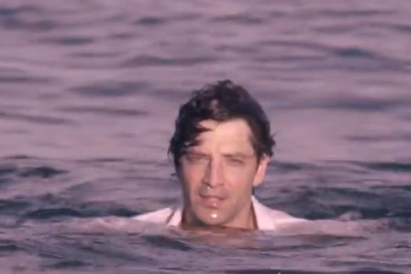 Το νέο video clip του Σάκη Ρουβά
