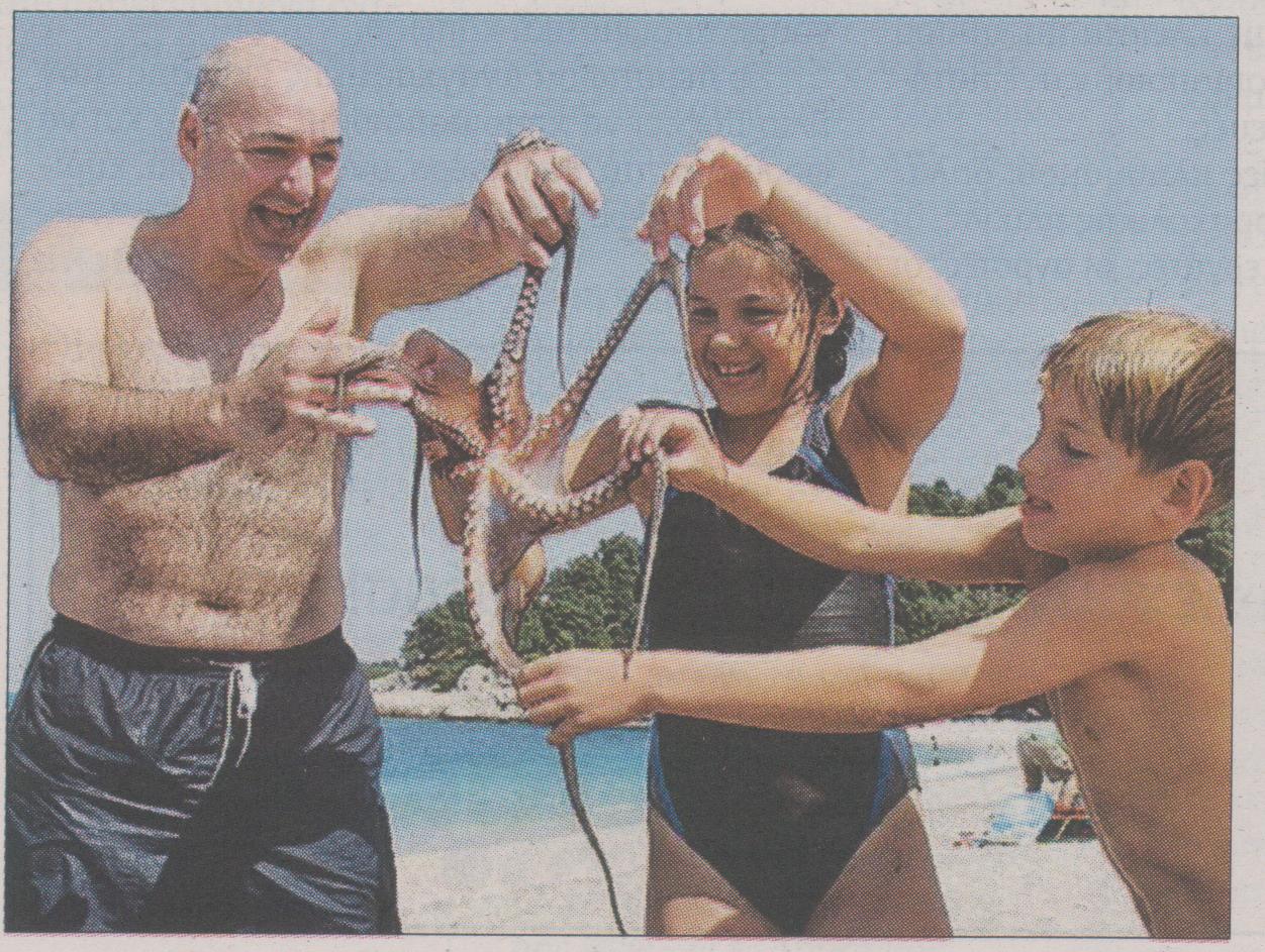 Έπιασαν σπάνιο εξάποδο χταπόδι