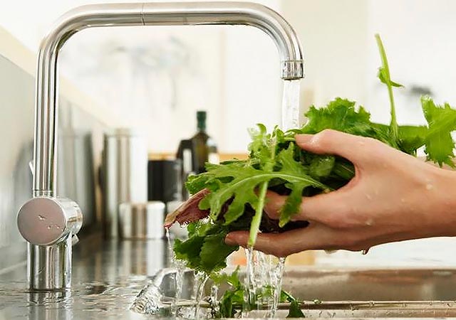 Ποιες είναι οι τροφικές δηλητηριάσεις του καλοκαιριού;