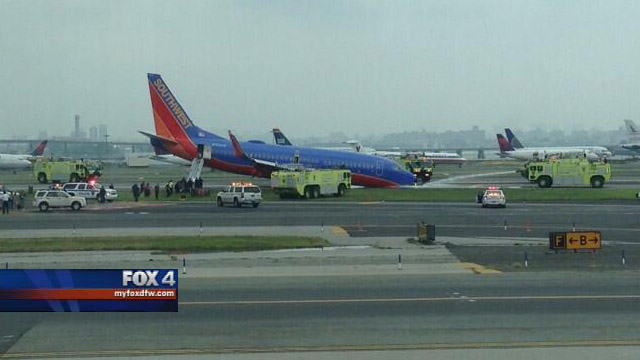 Πέντε επιβάτες τραυματίστηκαν στο LaGuardia