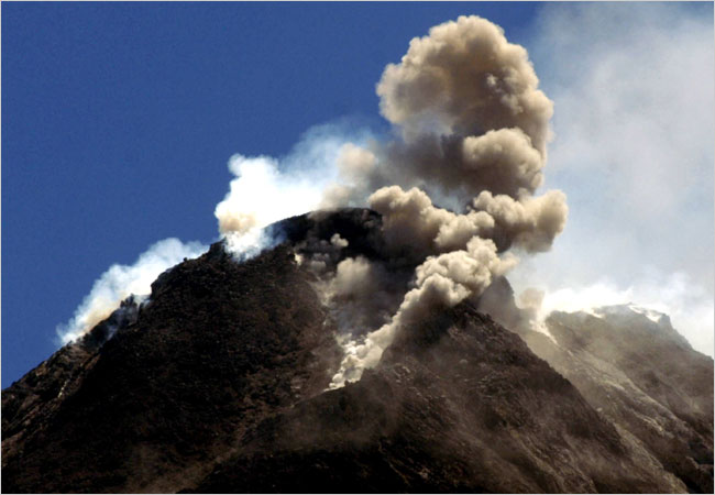 BINTEO-Έκρηξη ηφαιστείου με 6 νεκρούς