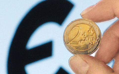 Δεν βλέπει κίνδυνο “νομισματικού πολέμου”