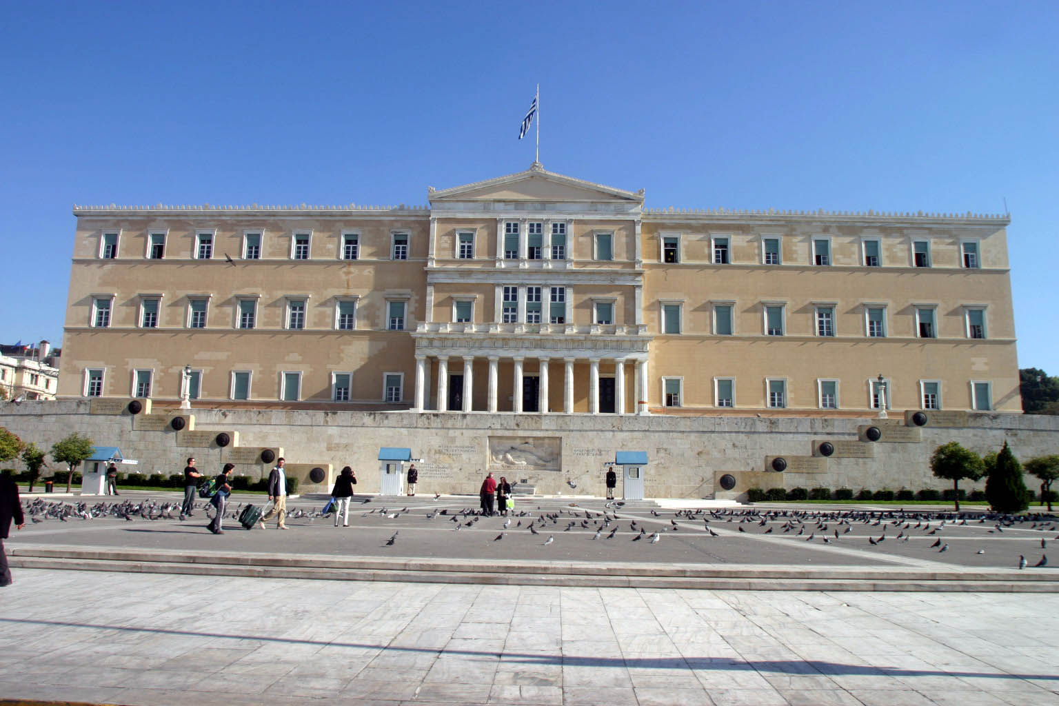 FAZ: «Ανικανότητα της πολιτικής ελίτ στην Ελλάδα»