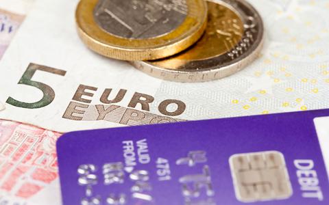 Πράσινο φως για ρυθμίσεις “κόκκινων δανείων”