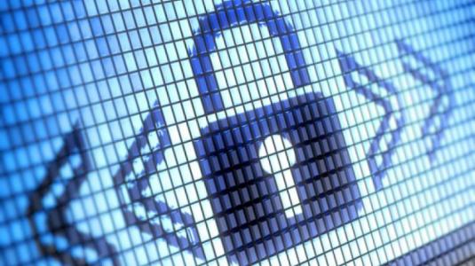 Έκλεψαν τα φορολογικά στοιχεία των μισών Ελλήνων