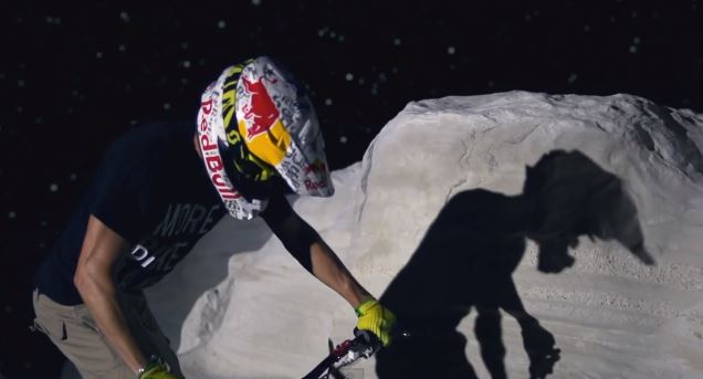 ΒΙΝΤΕΟ-Moonriding στη Μήλο