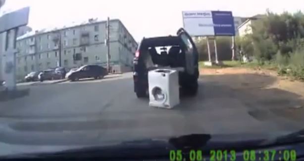 ΒΙΝΤΕΟ-“Επαγγελματίες” στη μετακόμιση