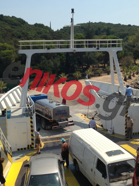 ΦΩΤΟ-Ο ανεφοδιασμός του Σκορπιού