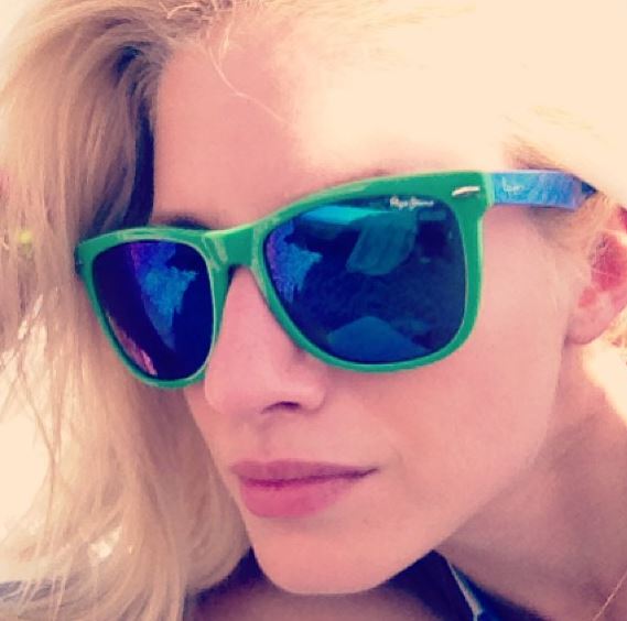 ΦΩΤΟ: Η Αραβανή ποζάρει κάτω από το νερό