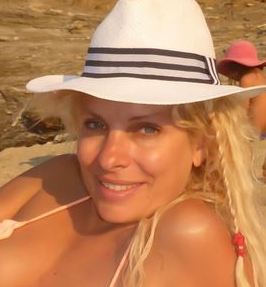 ΦΩΤΟ-Η γοργόνα… Μενεγάκη