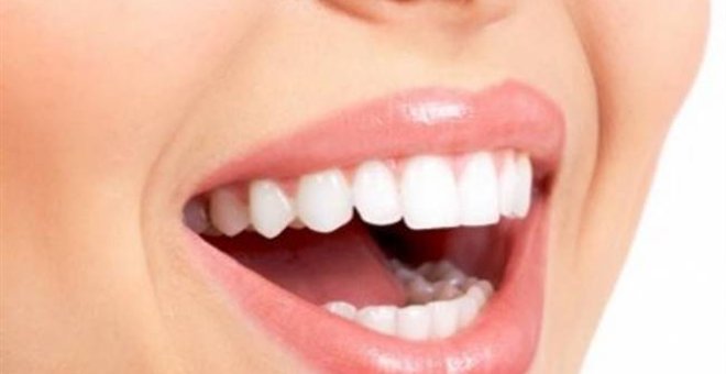 Εμφυτεύματα: Tο τέλος των οδοντοστοιχιών