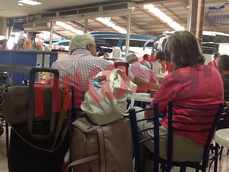 ΦΩΤΟ-“Πανικός” στο ΚΤΕΛ Κηφισού