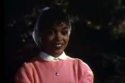 ΒΙΝΤΕΟ-Από το “Thriller” σε… τραγούδι “θρίλερ”