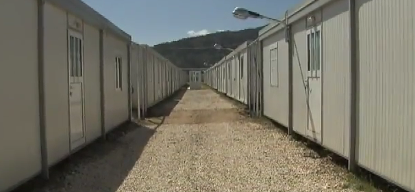 TΩΡΑ-Εξέγερση στο κέντρο μεταναστών στην Αμυγδαλέζα